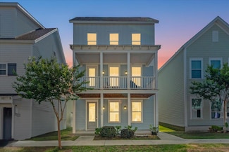 1678 Indy Dr, North Charleston, SC 29405