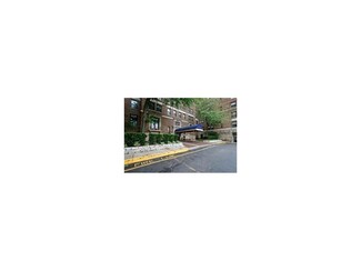 229 Ward Pkwy Unit 101A, Kansas City, MO 64112