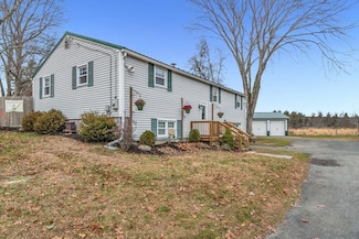 261 Little Rest Rd, Warren, MA 01083