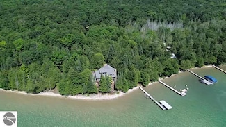 736 Davock Ln, Bellaire, MI 49615