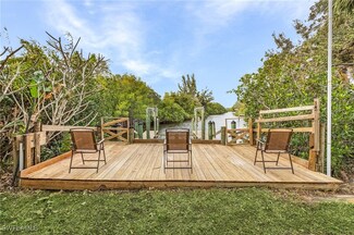 2235 Santiago Ave, Fort Myers, FL 33905