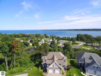 873 N Bay Cliff Dr Unit 9, Suttons Bay, MI 49682