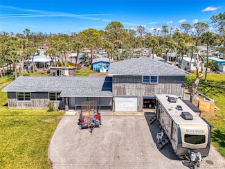 698 & West W Perry St, Englewood, FL 34223