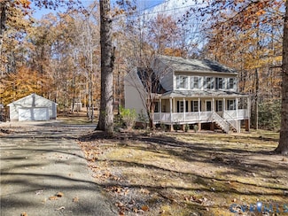 1384 Pine Creek Ridge Dr, Powhatan, VA 23139