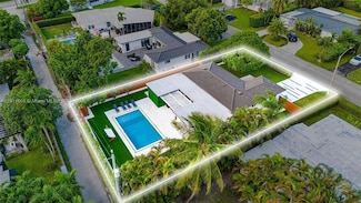 10658 NE 11th Ave, Miami Shores, FL 33138