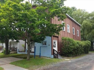 46 Willow St, Massena, NY 13662