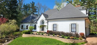 3474 Som Center Rd, Cleveland, OH 44124