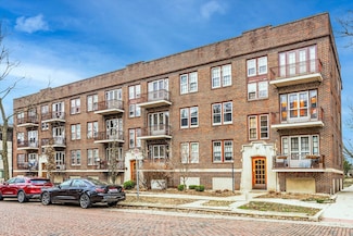 307 N Prairie St Unit 12, Champaign, IL 61820