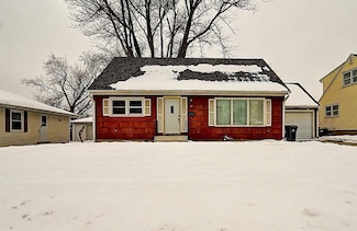 501 36th St SE, Cedar Rapids, IA 52403