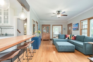 628 Morgan Ave S, Minneapolis, MN 55405