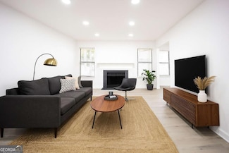 2712 Huntingdon Chase, Atlanta, GA 30350