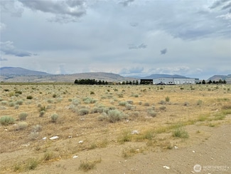 26 Old Riverside A Hwy, Omak, WA 98841