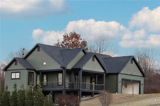 4532 Lake Ridge Dr, Canandaigua, NY 14424