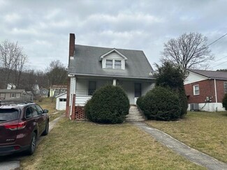 912 Frederick St, Bluefield, WV 24701
