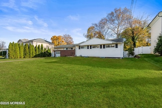 881 Red Oaks Dr, Long Branch, NJ 07740