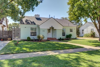 916 E Tate St, Brownfield, TX 79316