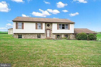 12 Shaub Rd, New Freedom, PA 17349