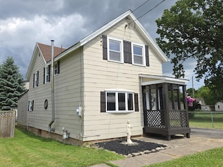 418 Saint Lawrence Ave, Ogdensburg, NY 13669