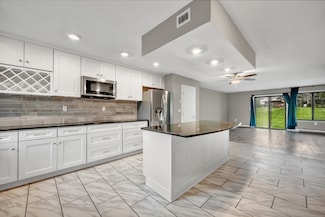 16 Pine Ct, Cromwell, CT 06416