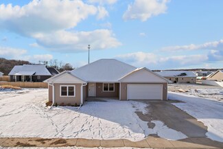631 Roosevelt St, Baraboo, WI 53913