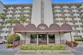 5900 NW 44th St Unit 414, Lauderhill, FL 33319