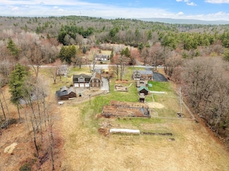 28-30 Bailey Rd, Townsend, MA 01474