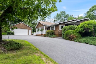 38 Tarr Ave, Lewiston, ME 04240