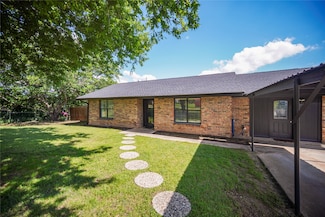 304 Moore St, Jacksboro, TX 76458