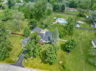 4920 N Bend Dr, Fort Wayne, IN 46804