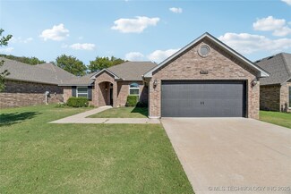 6261 E 146th St S, Bixby, OK 74008