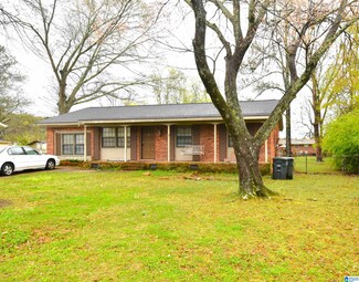 1105 Rainbow Dr NE, Birmingham, AL 35215