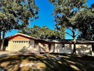 7401 21st St N, Saint Petersburg, FL 33702