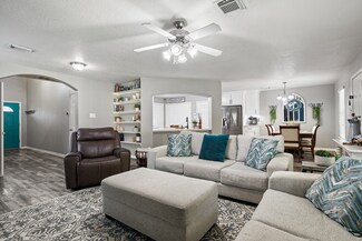 2023 Briar Grove Dr, Conroe, TX 77301