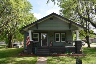 325 W Avenue A, Mount Hope, KS 67108