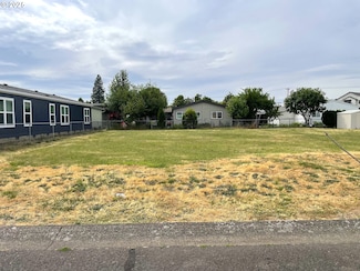 1597 Granite St, Woodburn, OR 97071