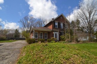 4666 Grayton Rd, Cleveland, OH 44135