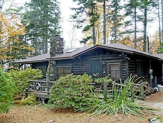 125 Crest Ave, Boothbay Harbor, ME 04538