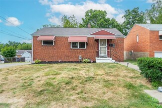 702 Esther St, Pittsburgh, PA 15227