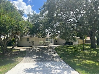 10881 Magnolia St, Palm Beach Gardens, FL 33418
