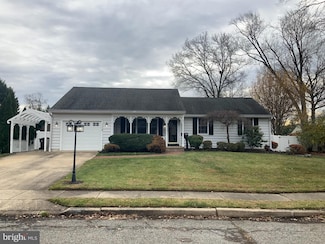 228 Aqua Ln, Delran, NJ 08075
