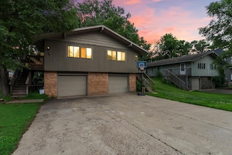 305 Jackson Ave N, Hopkins, MN 55343
