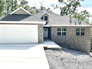 1 Insh Cir, Bella Vista, AR 72715