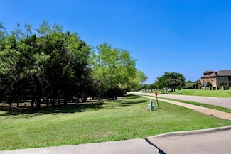 2501 Eagle Creek Dr, Cedar Hill, TX 75104