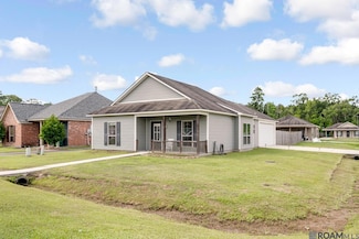 10804 Moss Pointe Dr, Denham Springs, LA 70726