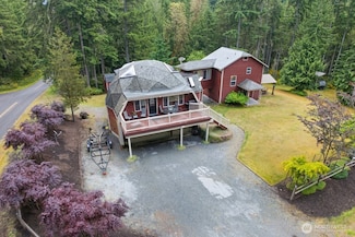 9203 Kootenai Dr, Anderson Island, WA 98303