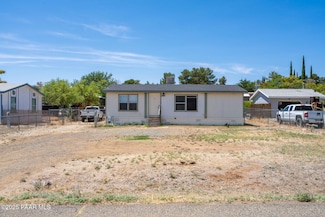 17217 E Lakeview Dr, Mayer, AZ 86333