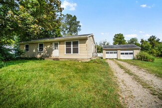 6513 Chrismac St, Jackson, MI 49201