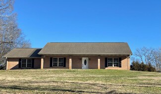 3740 Bent Rd, Kodak, TN 37764