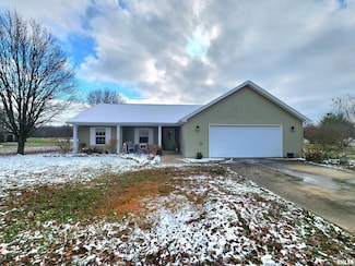156 Hanover Ln, Murphysboro, IL 62966