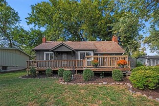 70 Dockside Dr, Blue Springs, MO 64015